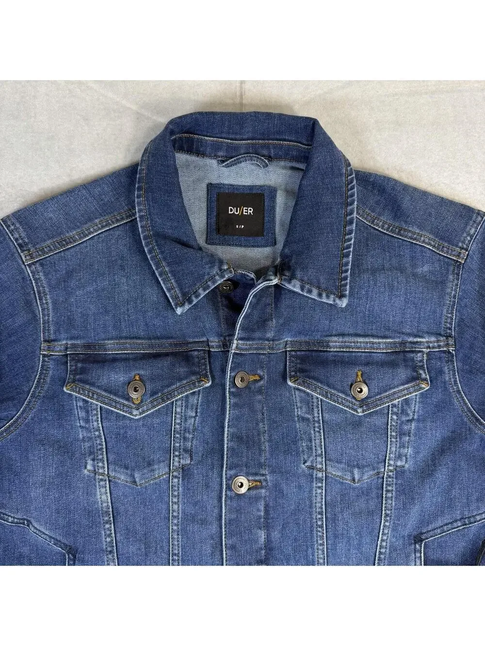 DU/ER Denim Trucker Jacket Men's Small Blue Performance Stretch All Season NWT - Picture 2 of 8